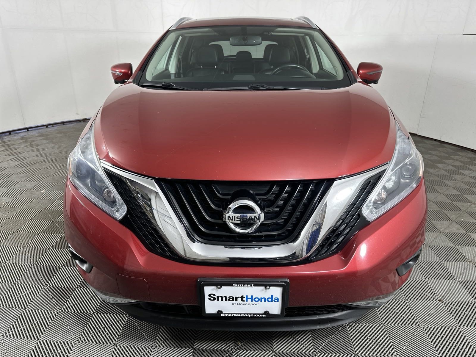 Used 2018 Nissan Murano SL with VIN 5N1AZ2MH8JN127522 for sale in Davenport, IA