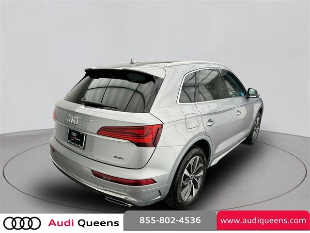 2022 Audi Q5 S line Premium photo 4