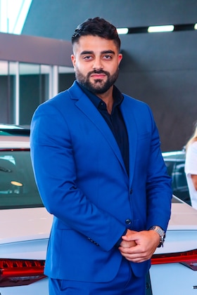 Staff member Arash Poorehssan from 423ce7cfaaea