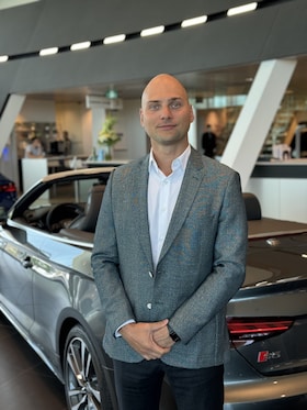 Staff member Kyrylo Haas from 423ce7cfaaea