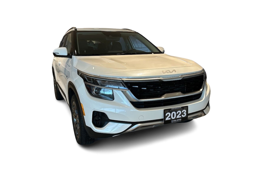 Used 2023 Kia  EX AWD w/ Two Sets of Tires & Winter Rims / SUV