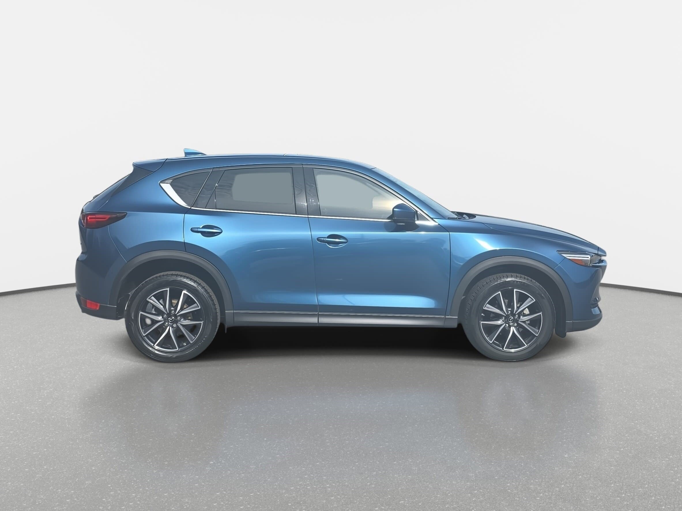 2018 Mazda CX-5 Grand Touring photo 3