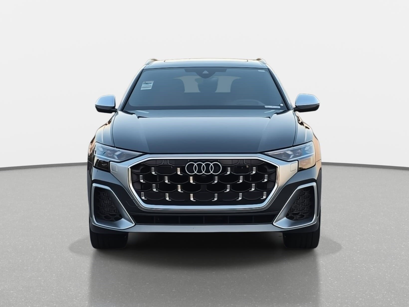 2024 Audi SQ8 Prestige photo 2