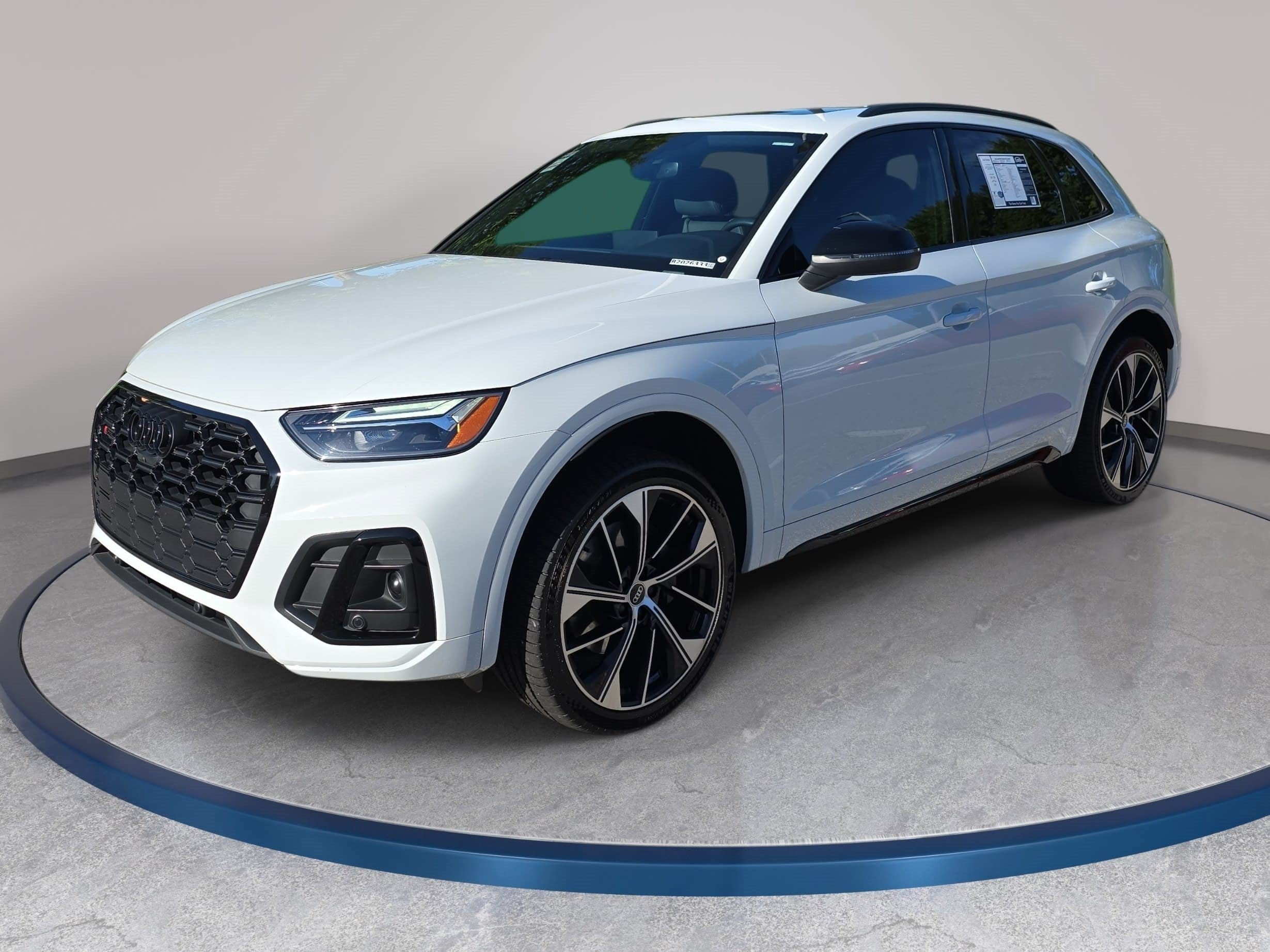 2024 Audi SQ5