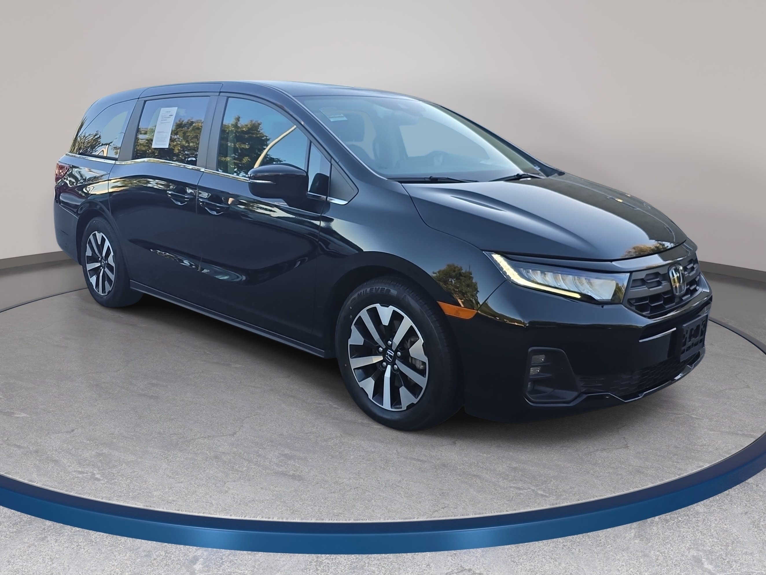 Used 2025 Honda Odyssey EX-L Van