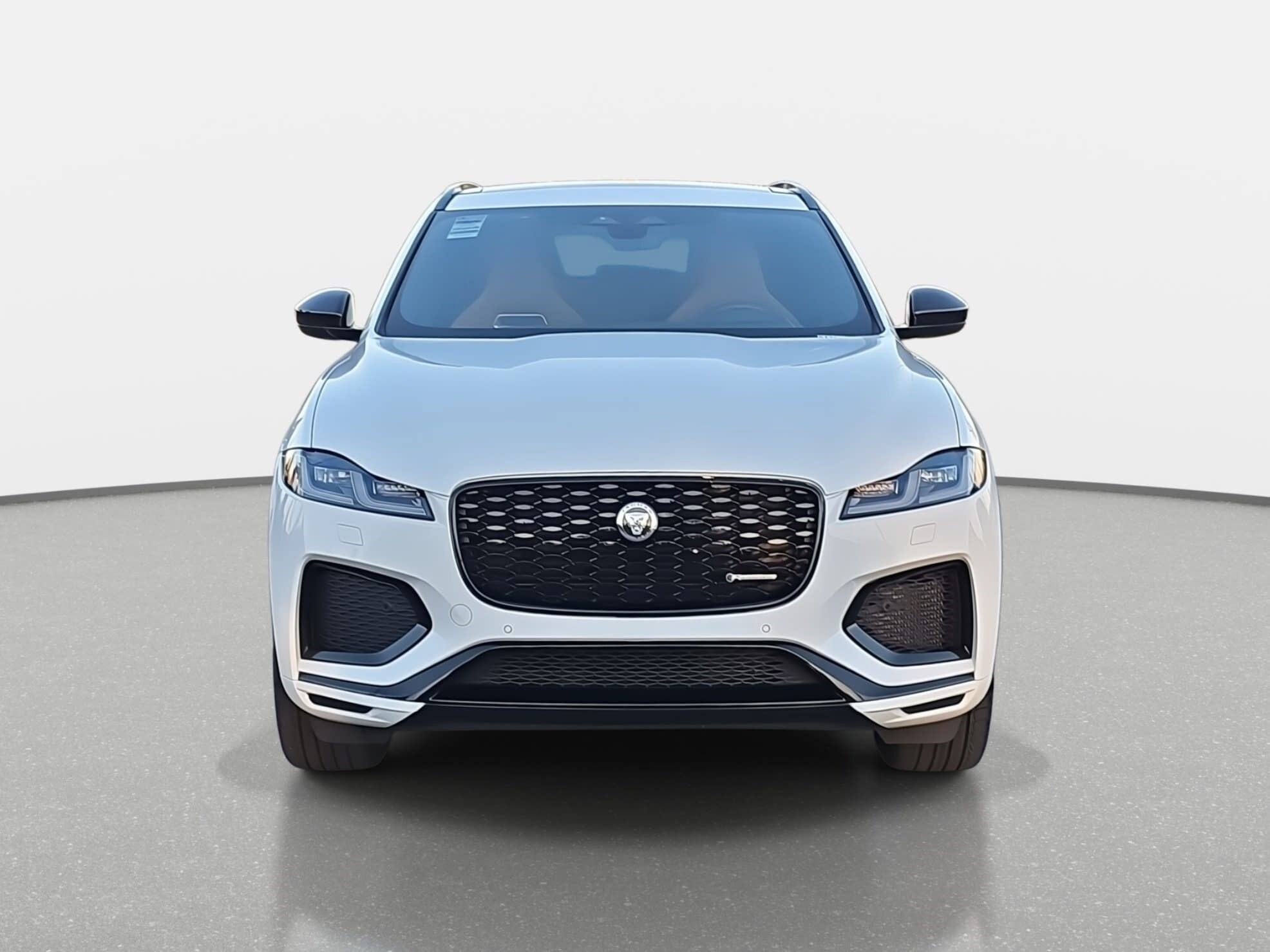 2024 Jaguar F-PACE P400 R-Dynamic S photo 2