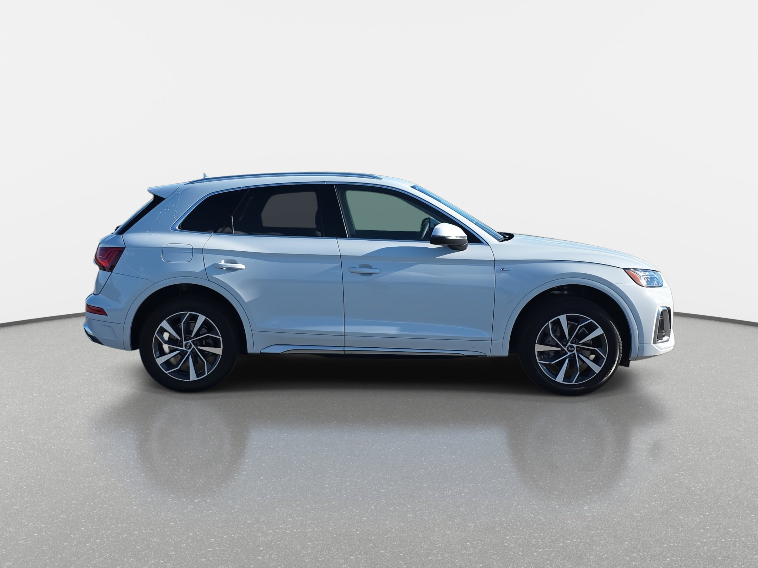 2022 Audi Q5 S line Premium photo 4