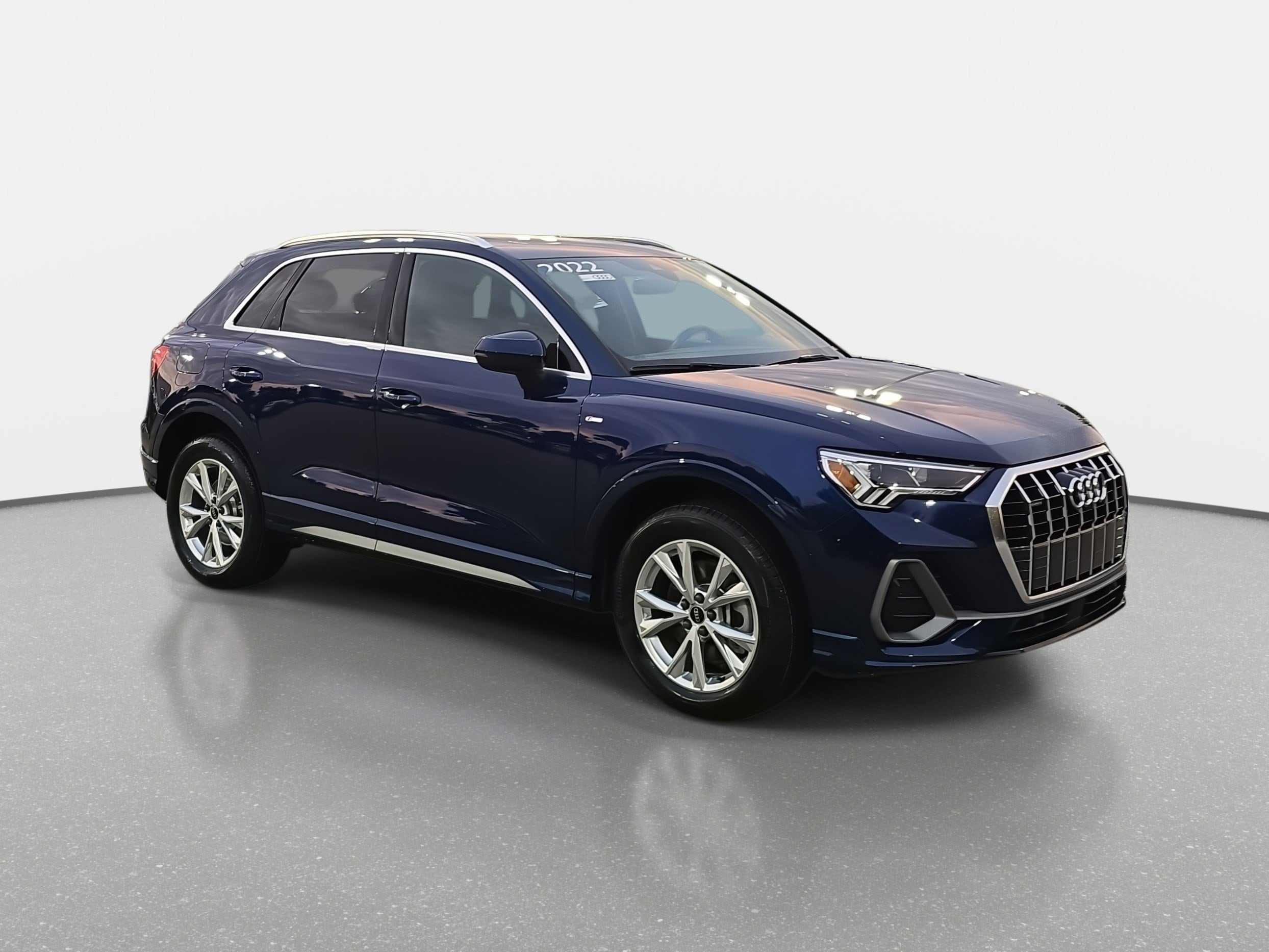 2022 Audi Q3 S line Premium Plus photo 3