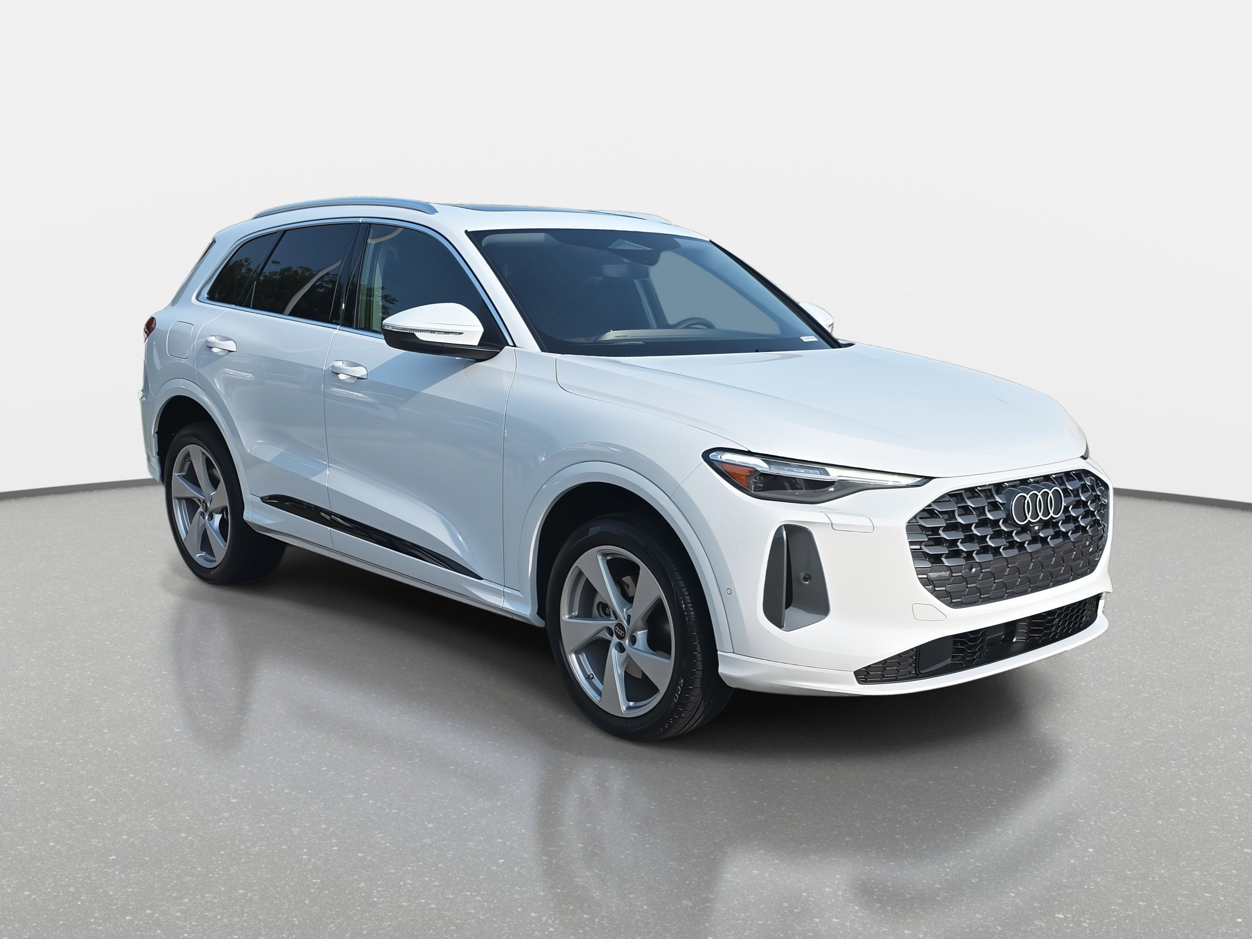 2025 Audi Q5 2.0T Premium Plus photo 3