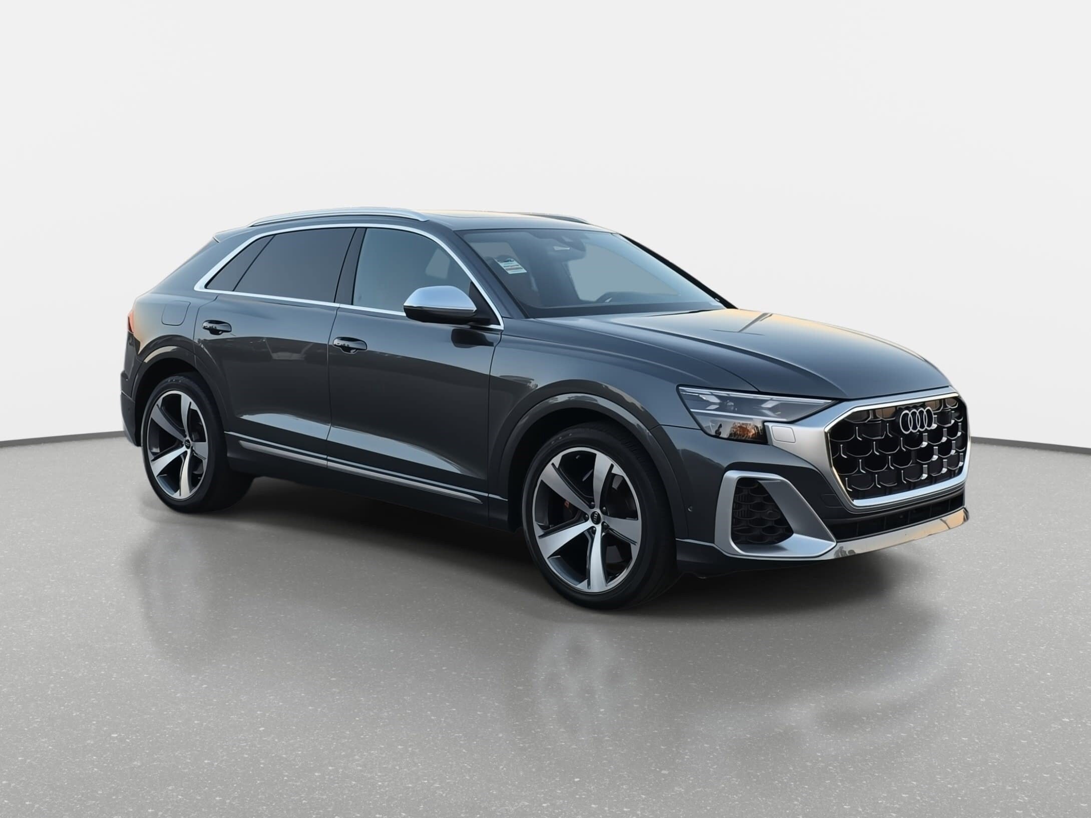 2024 Audi SQ8 Prestige photo 3