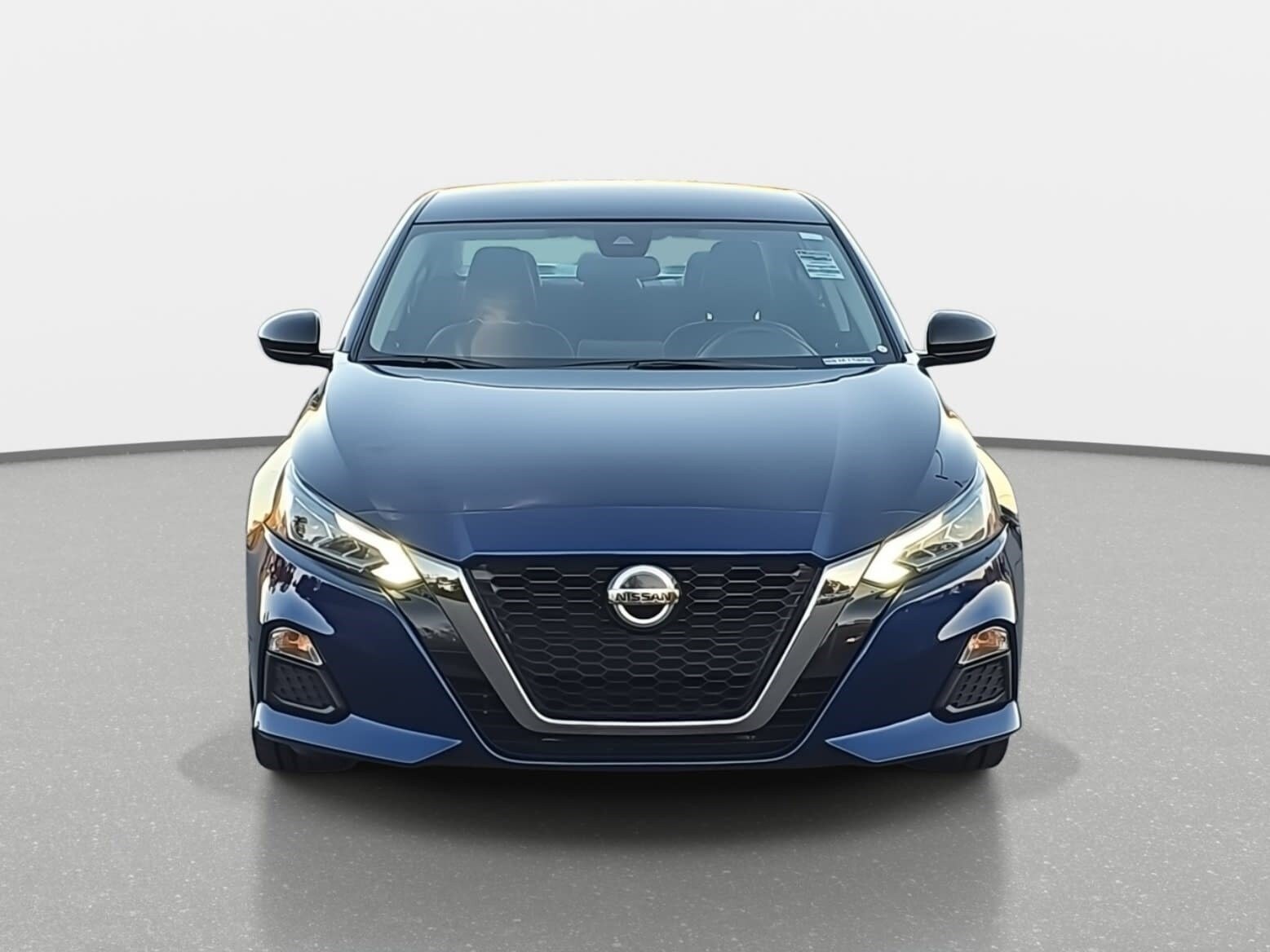 2022 Nissan Altima 2.5 SR photo 2