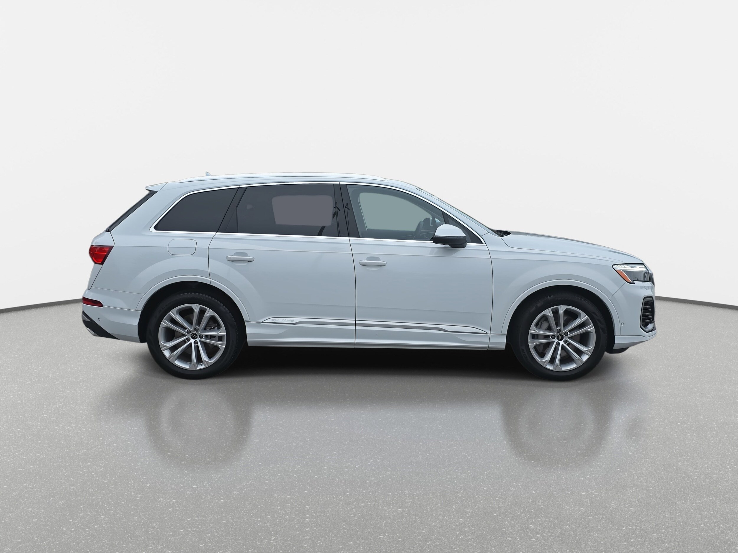 2025 Audi Q7 Prestige photo 2