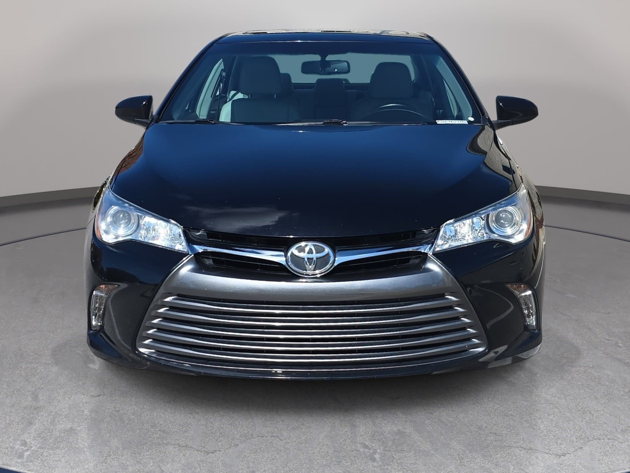 Used 2016 Toyota Camry XLE Sedan