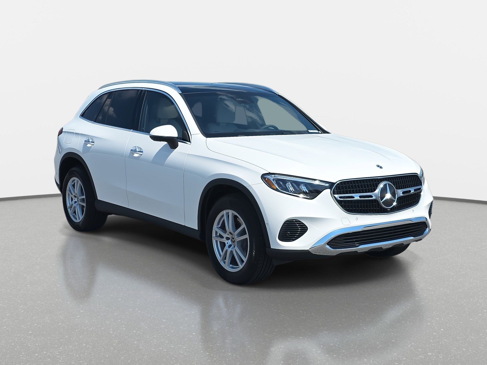 2025 Mercedes Benz GLC 300 4MATIC photo 3