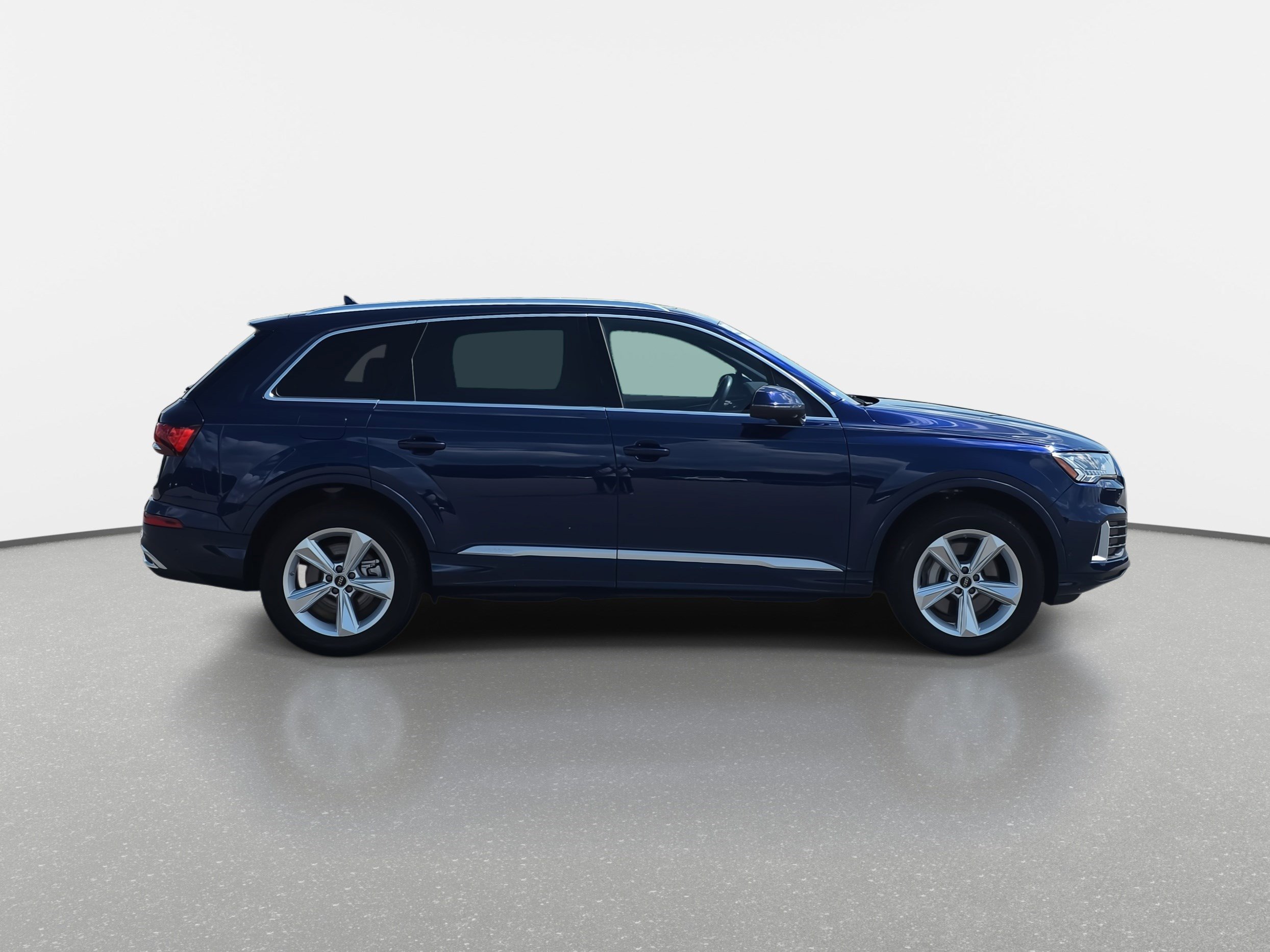 2023 Audi Q7 Premium Plus photo 4
