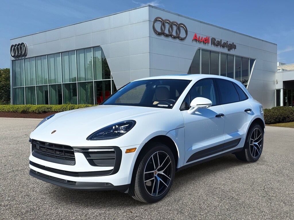 Used 2022 Porsche Macan SUV