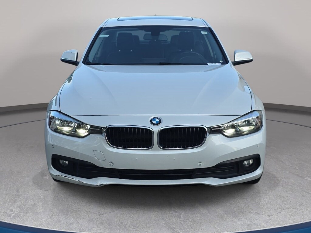 Used 2017 BMW 320i 320i xDrive Sedan