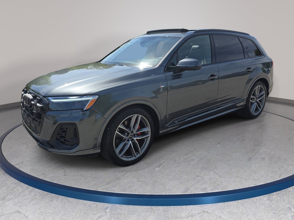 New 2026 Audi Q7 55 Premium SUV
