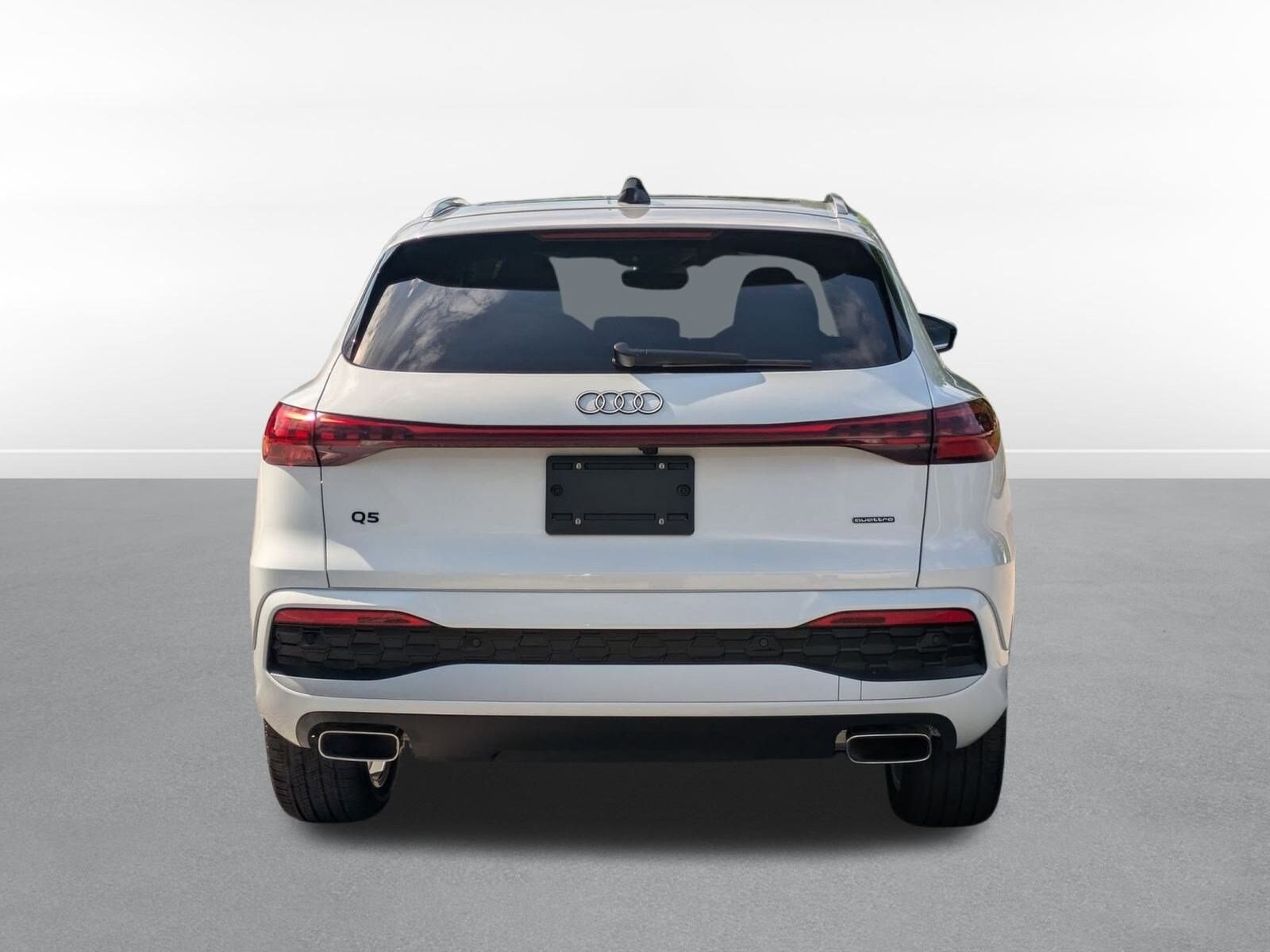 2025 Audi Q5 2.0T Premium Plus photo 4