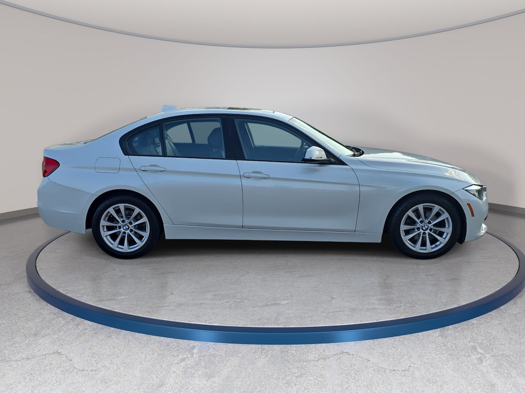 Used 2017 BMW 320i 320i xDrive Sedan