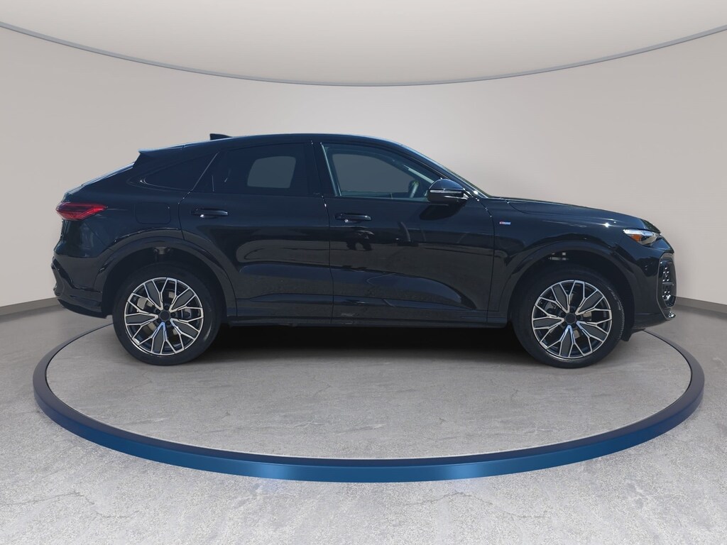 New 2026 Audi Q5 Sportback 2.0T Premium SUV