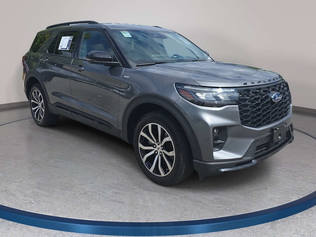 Used 2025 Ford Explorer ST-Line SUV