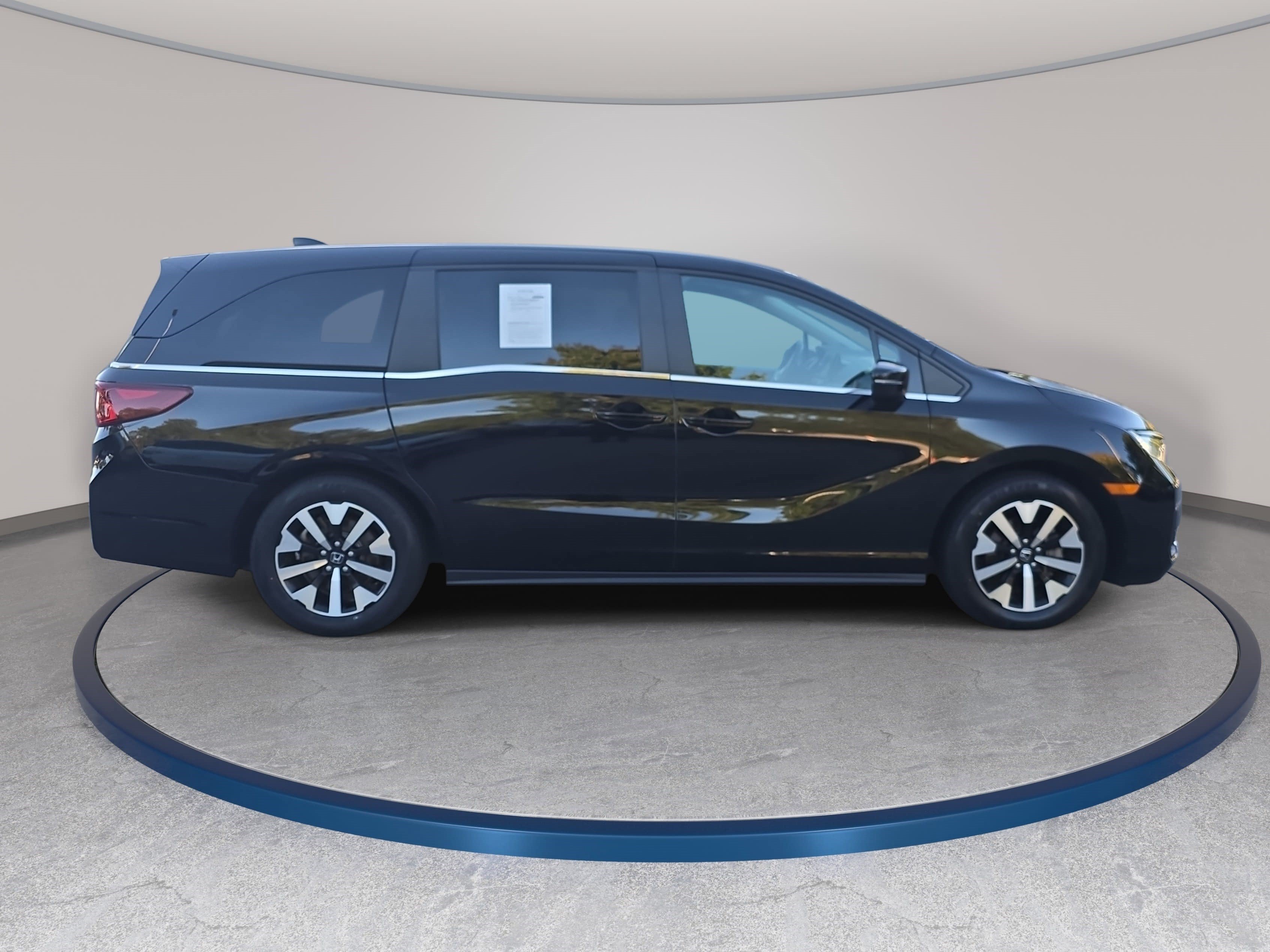 Used 2025 Honda Odyssey EX-L Van