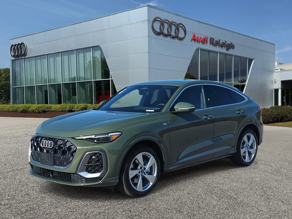 New 2025 Audi Q5 Sportback 2.0T Prestige SUV