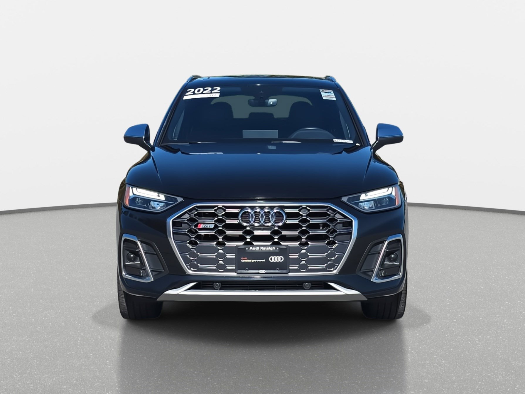 2022 Audi SQ5 Premium Plus photo 2