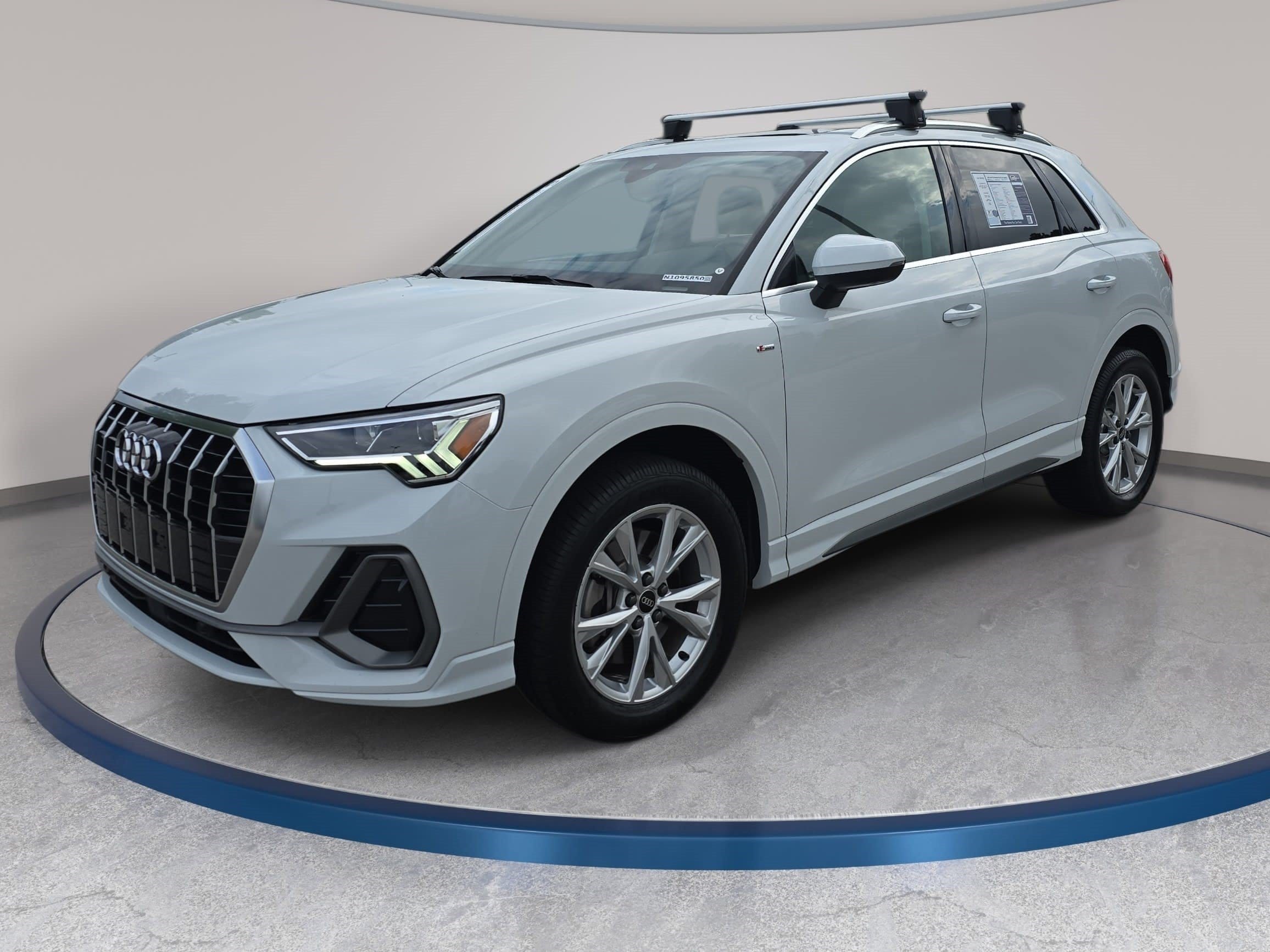 2022 Audi Q3