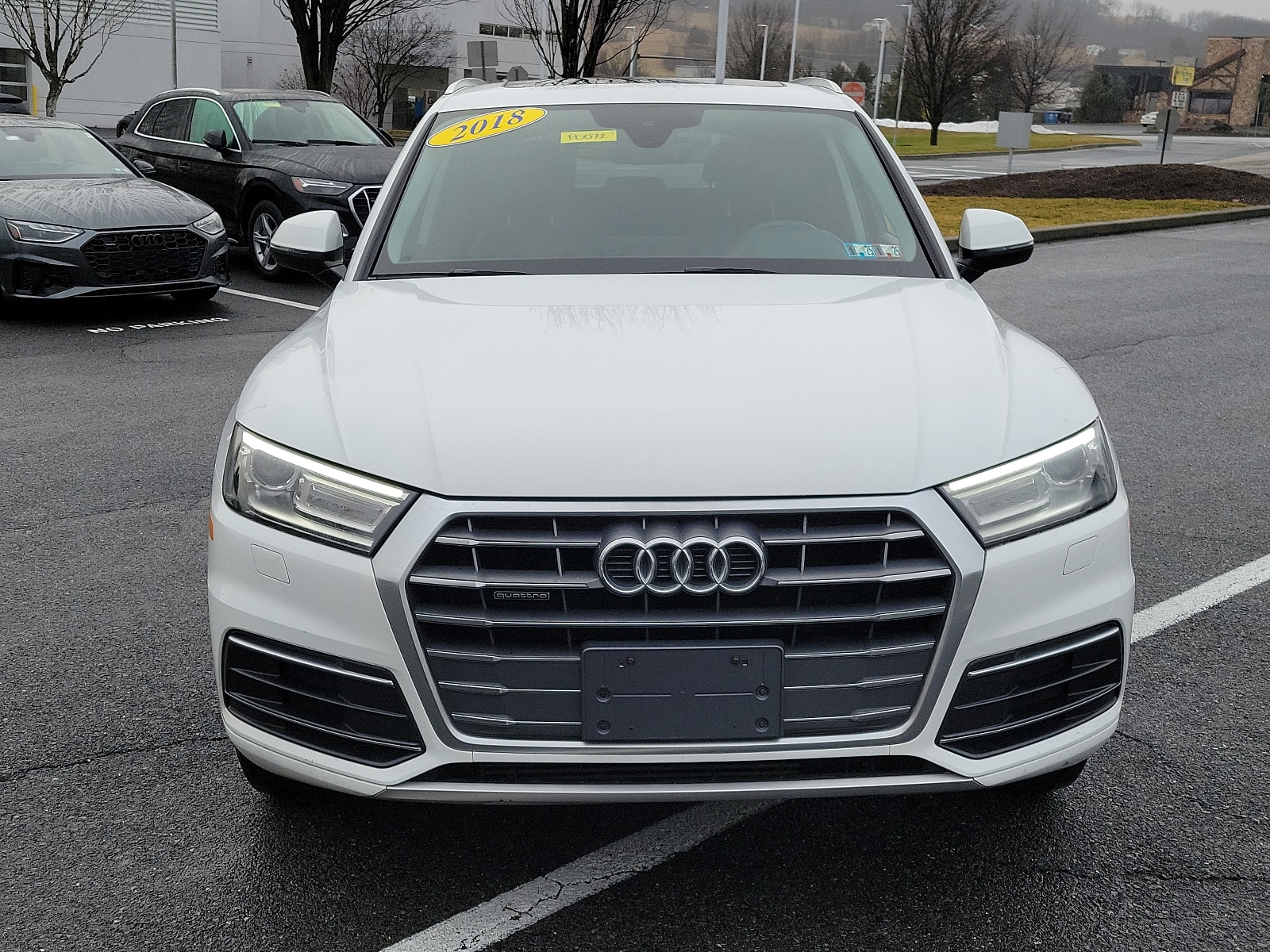 Used 2018 Audi Q5 Premium with VIN WA1ANAFY3J2014693 for sale in Leesport, PA
