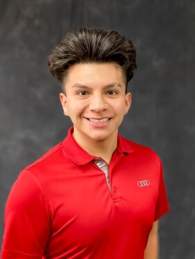 Staff member Angel Mendoza from ID_514089b3e782