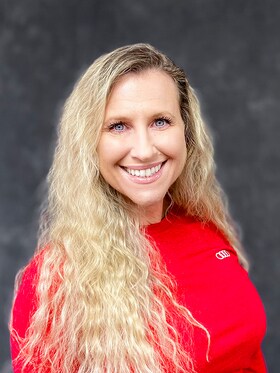 Staff member Tanya Greeson from ID_7d0d39e503a6