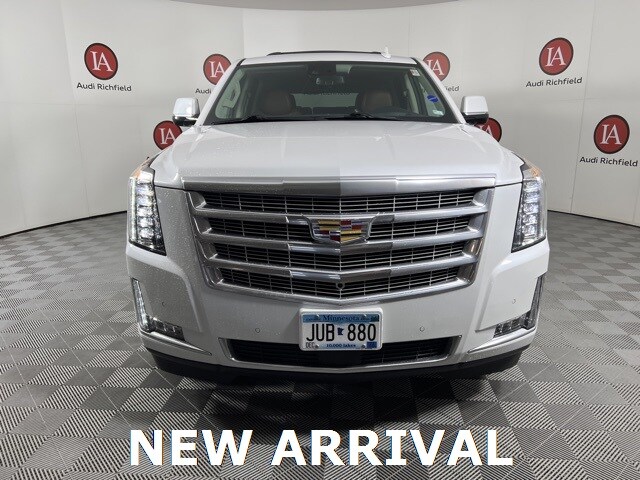 Used 2020 Cadillac Escalade Premium Luxury with VIN 1GYS4CKJ8LR153868 for sale in Richfield, Minnesota