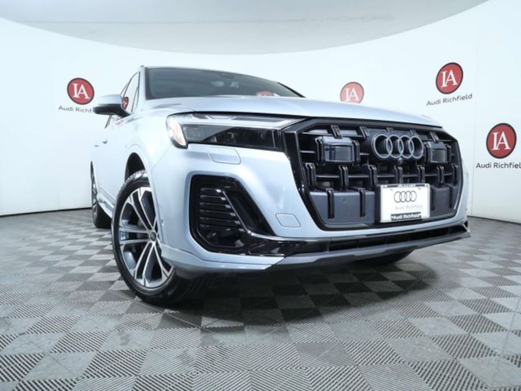 Used 2025 Audi Q7 45 Premium Plus SUV