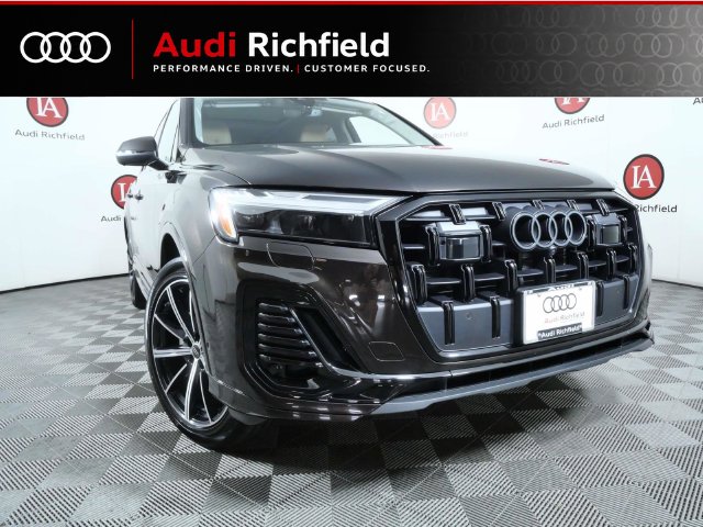 Used 2025 Audi Q7 45 Premium Plus SUV