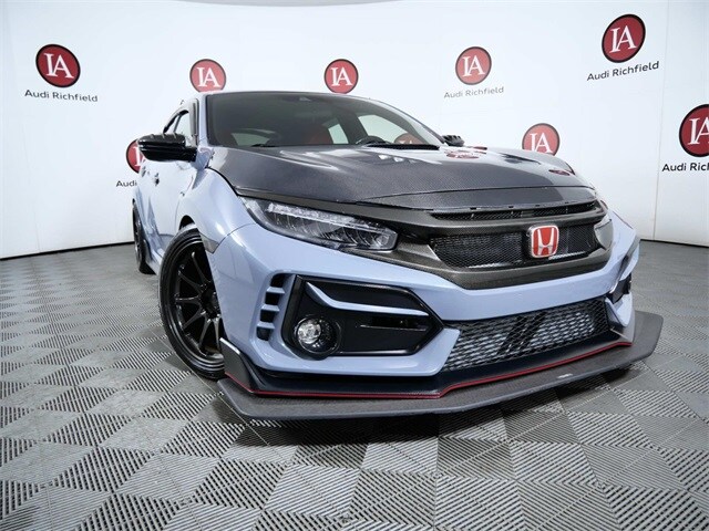 Used 2021 Honda Civic Hatchback Type-R with VIN SHHFK8G71MU200395 for sale in West Allis, WI