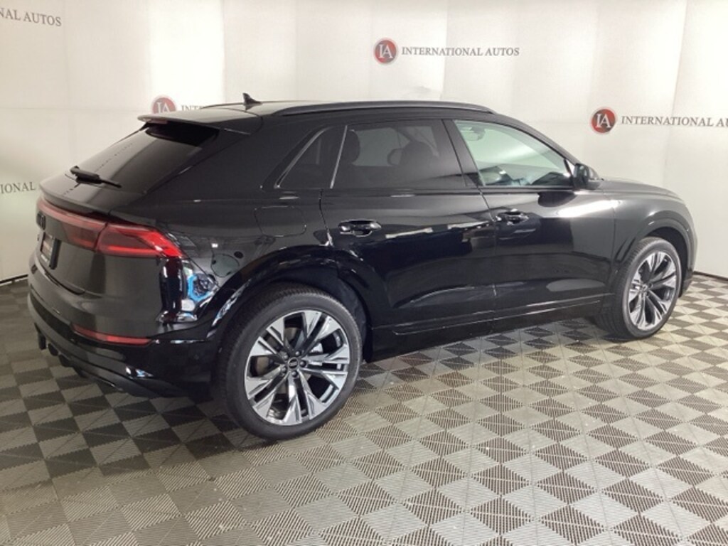New 2025 Audi Q8 55 Premium Plus SUV