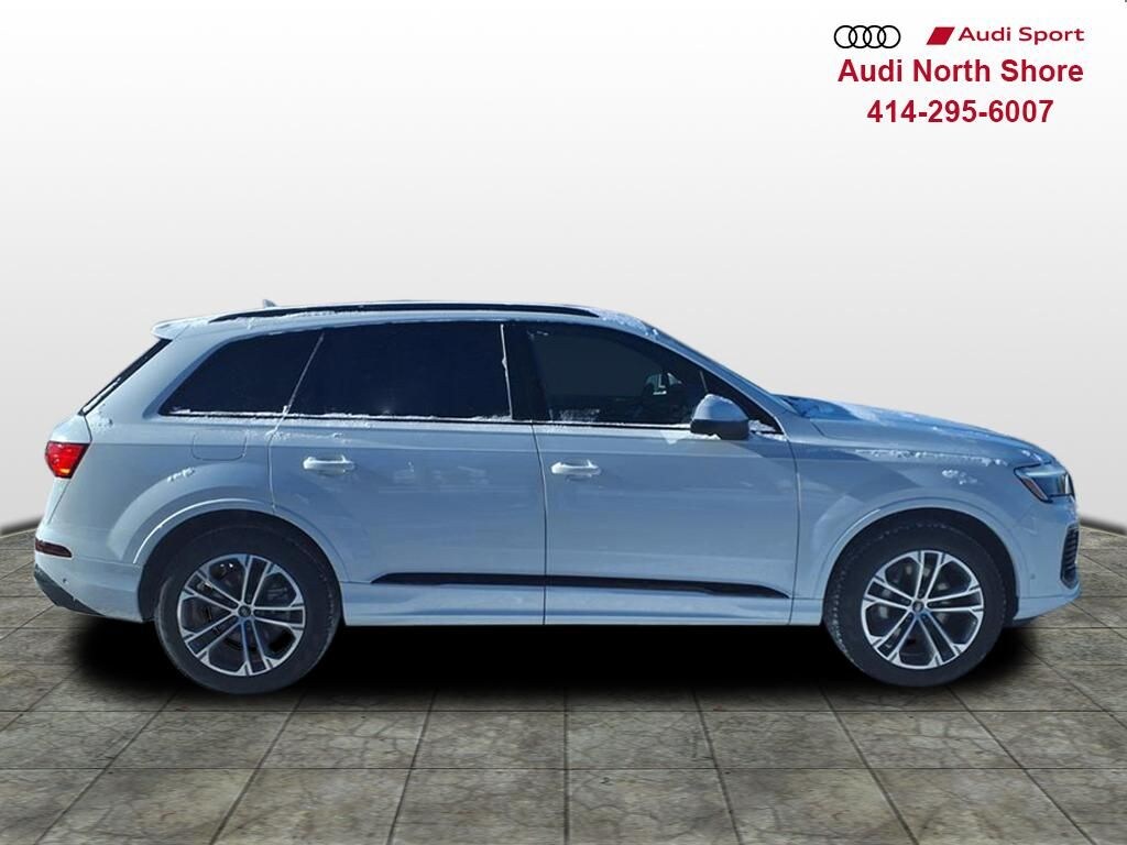 New 2026 Audi Q7 45 Premium SUV