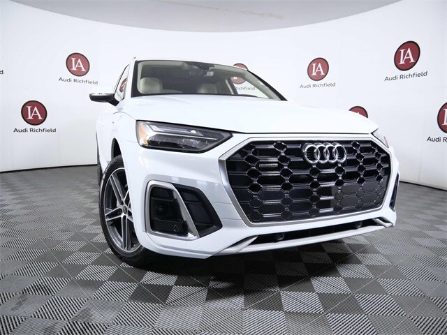 Used 2021 Audi Q5 Premium with VIN WA1G2AFY3M2026706 for sale in Richfield, MN