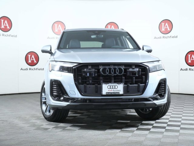 Used 2025 Audi Q7 45 Premium Plus SUV