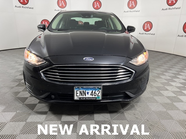 Used 2020 Ford Fusion SE with VIN 3FA6P0T94LR112441 for sale in Richfield, Minnesota