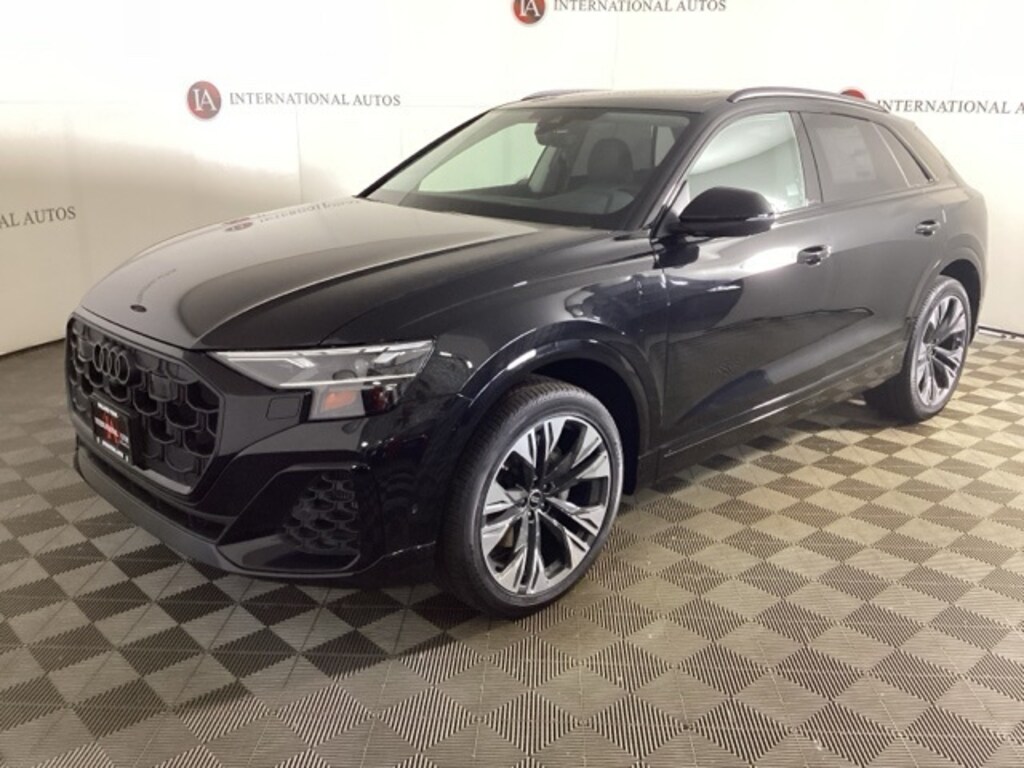 New 2025 Audi Q8 55 Premium Plus SUV