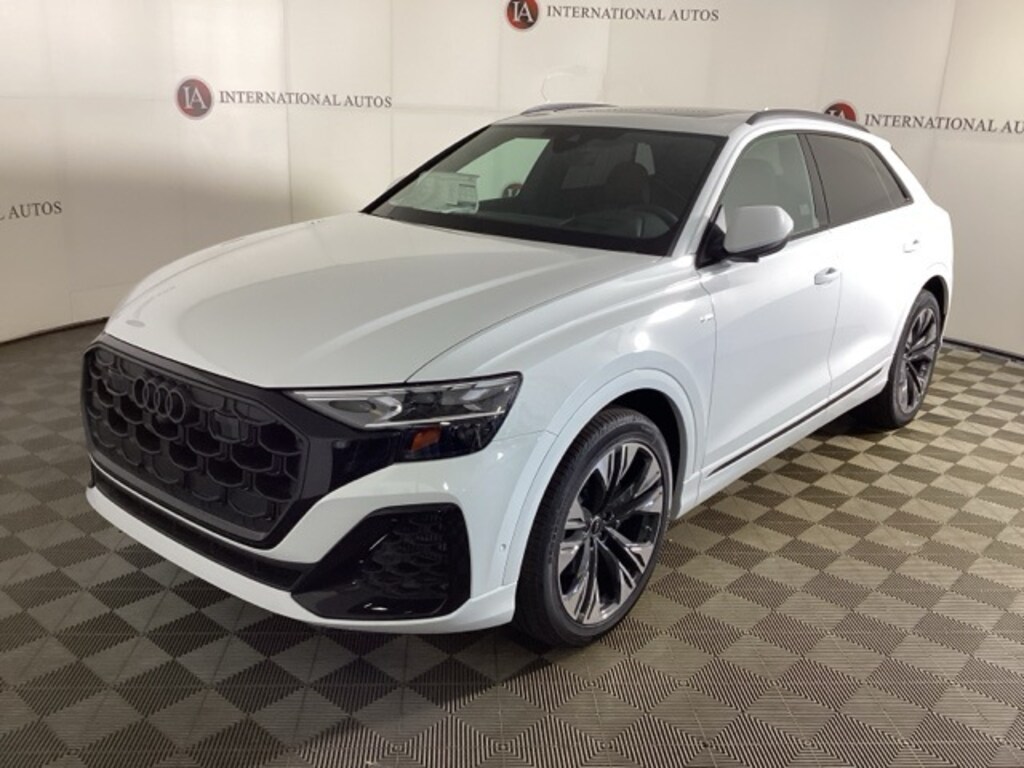 New 2025 Audi Q8 55 Prestige SUV