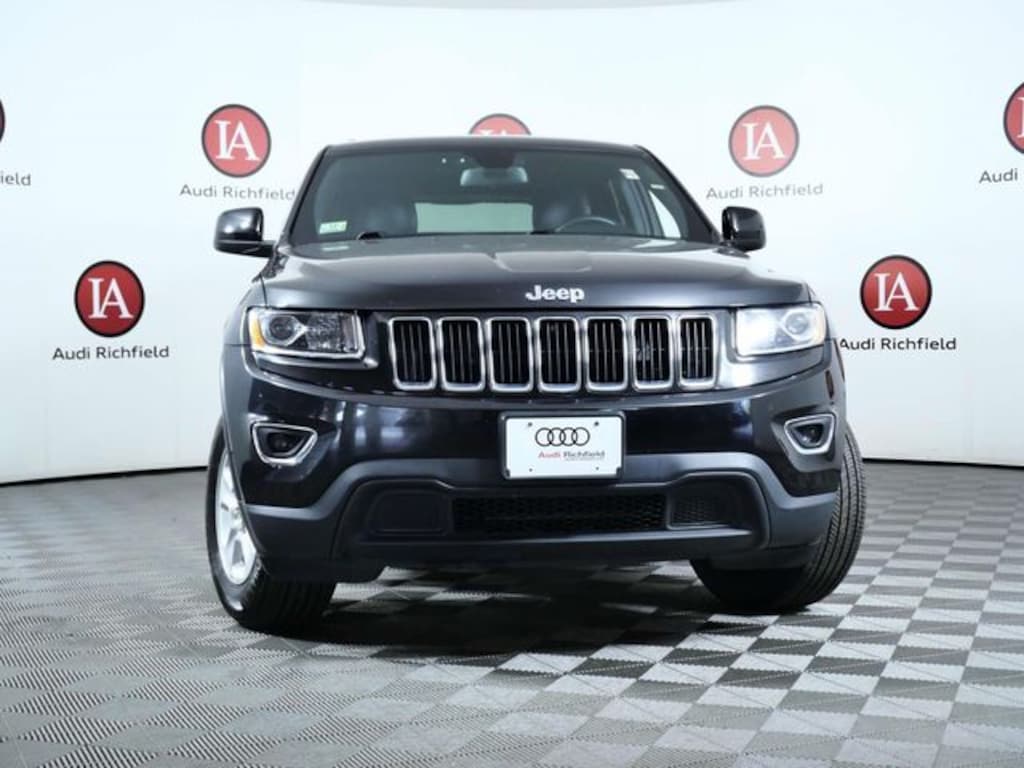 Used 2016 Jeep Grand Cherokee Laredo SUV