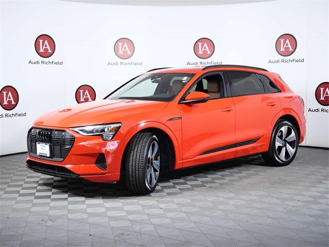 2022 Audi e-tron Premium Plus photo 4