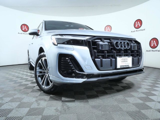 Used 2025 Audi Q7 45 Premium Plus SUV