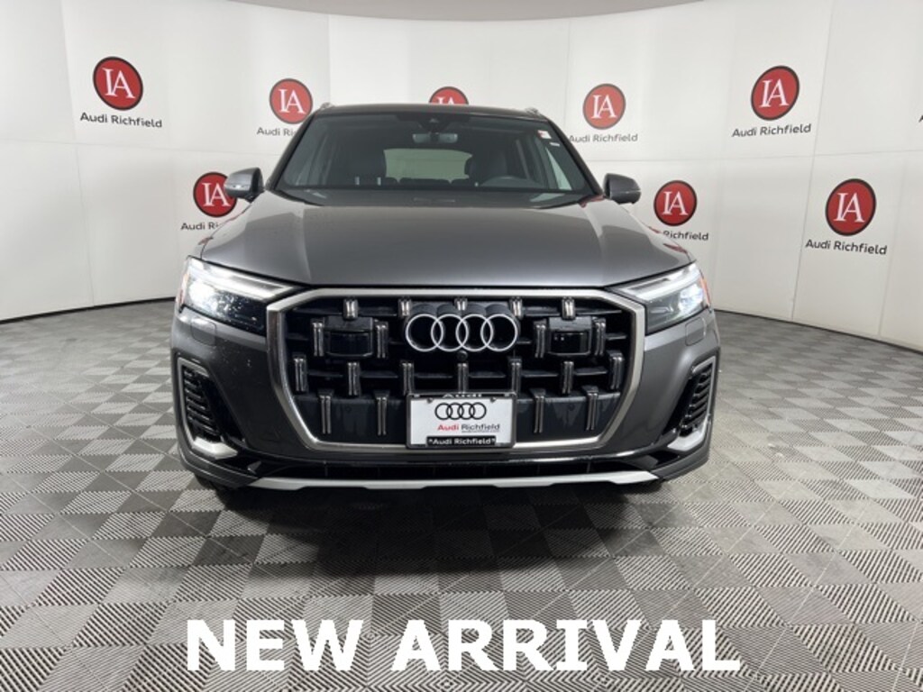 Used 2025 Audi Q7 55 Premium Plus SUV