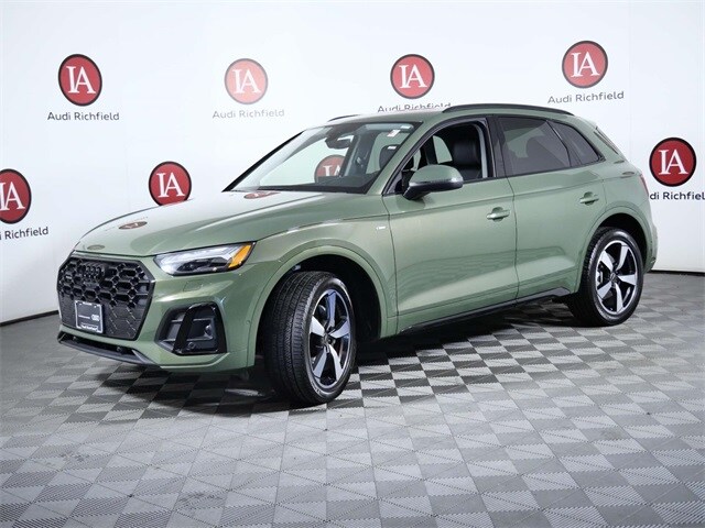 2023 Audi Q5 45 S line Prestige photo 3