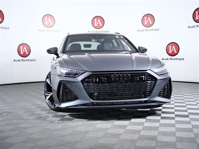 2022 Audi RS 6 Avant Base photo 3